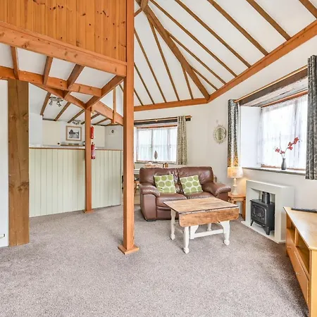 Polean Farm - With Free Animal Feeding And Pony Rides And Free Access To A Nearby Pool *