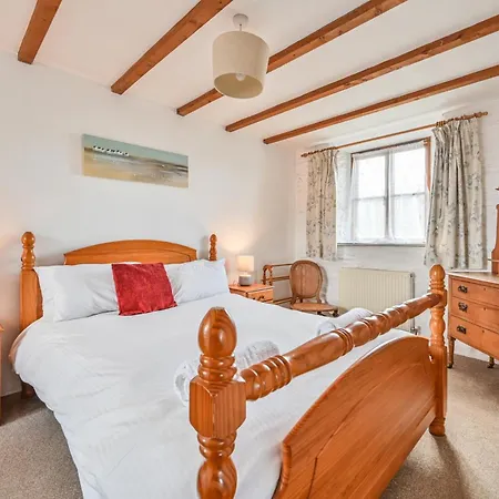Polean Farm - With Free Animal Feeding And Pony Rides And Free Access To A Nearby Pool Holiday home