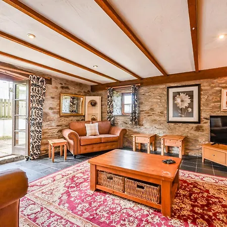Holiday home Polean Farm - With Free Animal Feeding And Pony Rides And Free Access To A Nearby Pool Looe