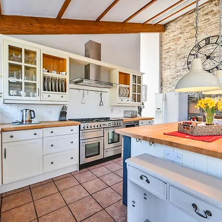 Holiday home Polean Farm - With Free Animal Feeding And Pony Rides And Free Access To A Nearby Pool *