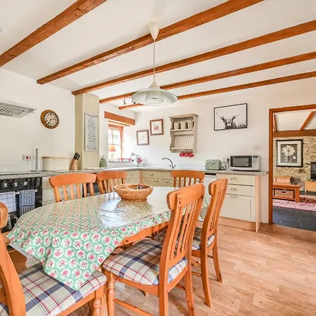 Holiday home Polean Farm - With Free Animal Feeding And Pony Rides And Free Access To A Nearby Pool Looe