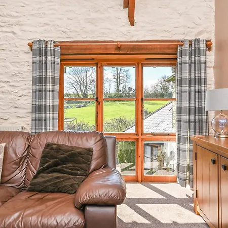 Holiday home Polean Farm - With Free Animal Feeding And Pony Rides And Free Access To A Nearby Pool